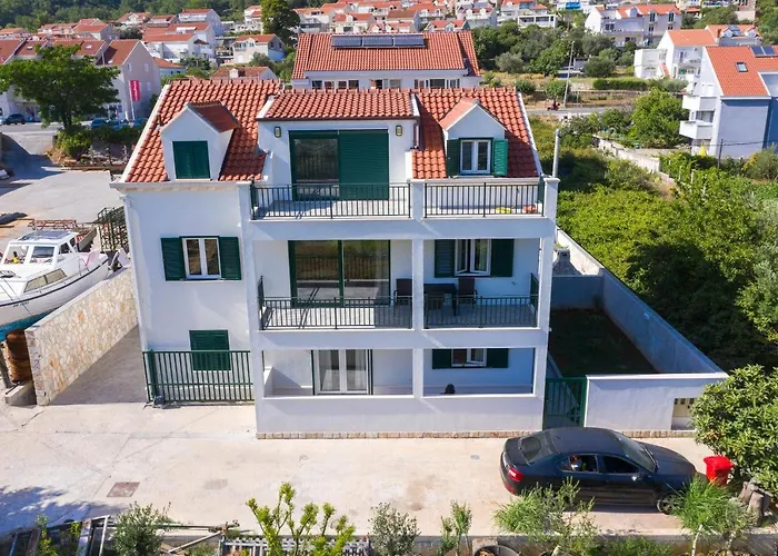 Villa Larum