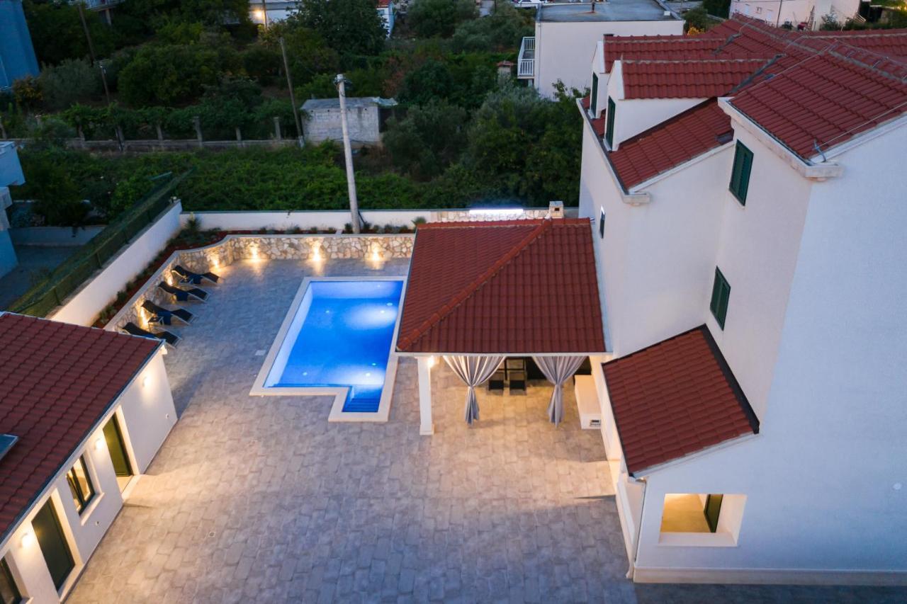 Villa Larum *